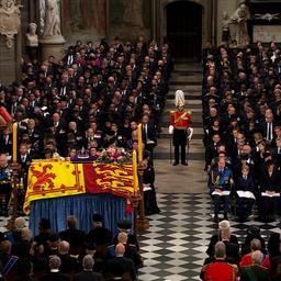 Video | Bekijk beelden van Elizabeths begrafenis in Westminster Abbey