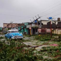 Heel Cuba zonder stroom door Ian, Florida zet zich schrap voor komst orkaan