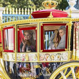 Liveblog Prinsjesdag | Koninklijke familie terug naar Paleis Noordeinde voor balkonscène