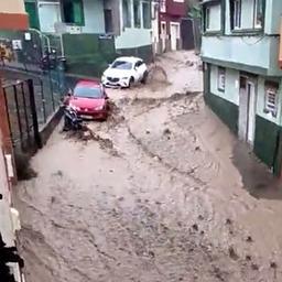 Video | Noodweer leidt tot overstroomde straten op Canarische Eilanden