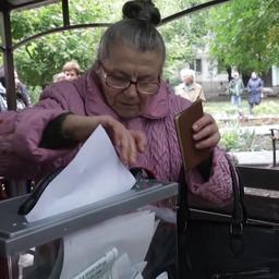 Video | Oekraïners stemmen in Russisch referendum over toetreding tot Rusland