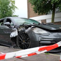Porsche van Ajacied Ihattaren zwaar beschadigd door brand in Utrecht