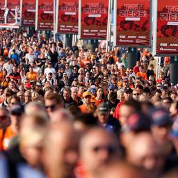Stations richting Zandvoort druk met F1-fans, nog geen incidenten