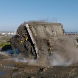 Video | Engelse staalfabriek opgeblazen met 1,6 ton explosieven
