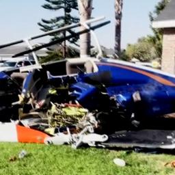 Video | Helikopter stort neer in voortuin in Californië