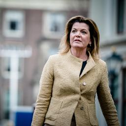 Taakstraf voor bedreigen minister Van der Wal met de dood in tekst op truck