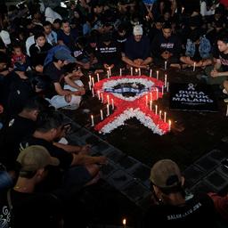 Tientallen kinderen onder doden bij rellen in Indonesisch stadion