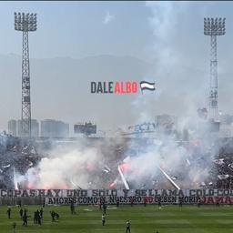 Video | Tribune van Chileens voetbalstadion stort in