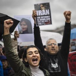 Wereldwijd protesten tegen Iraans regime, honderden betogers in Nederland