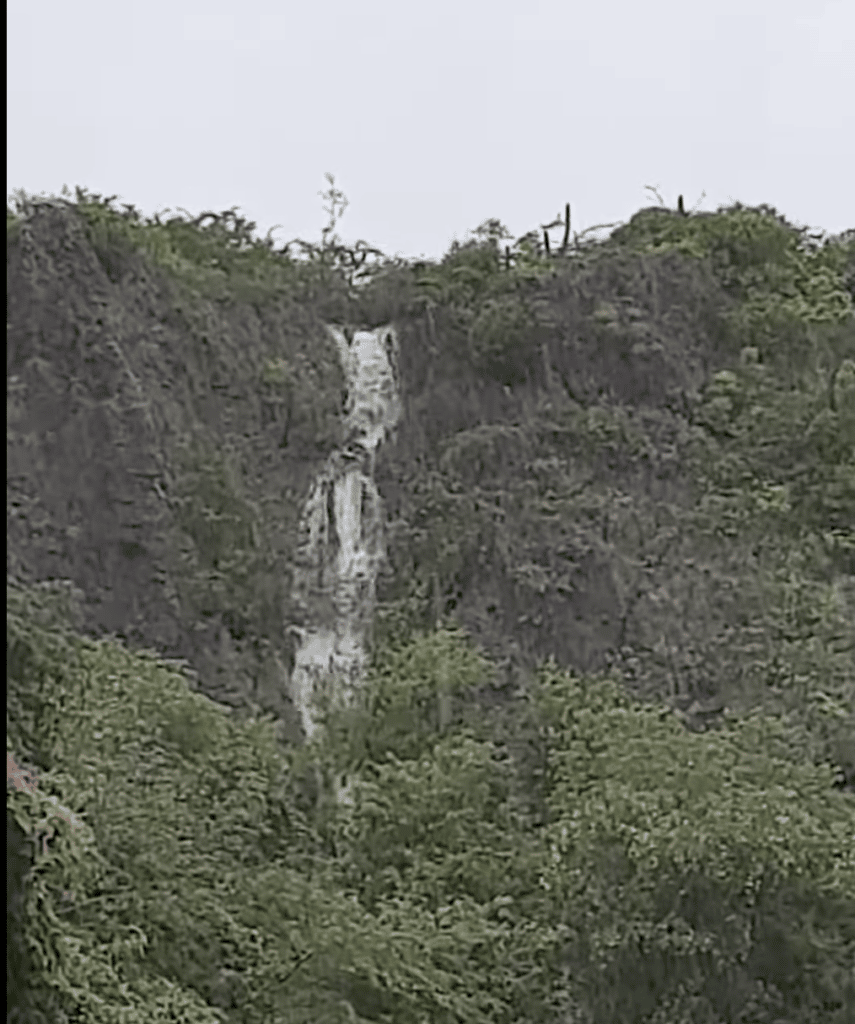 Waterval zichtbaar bij Hato
