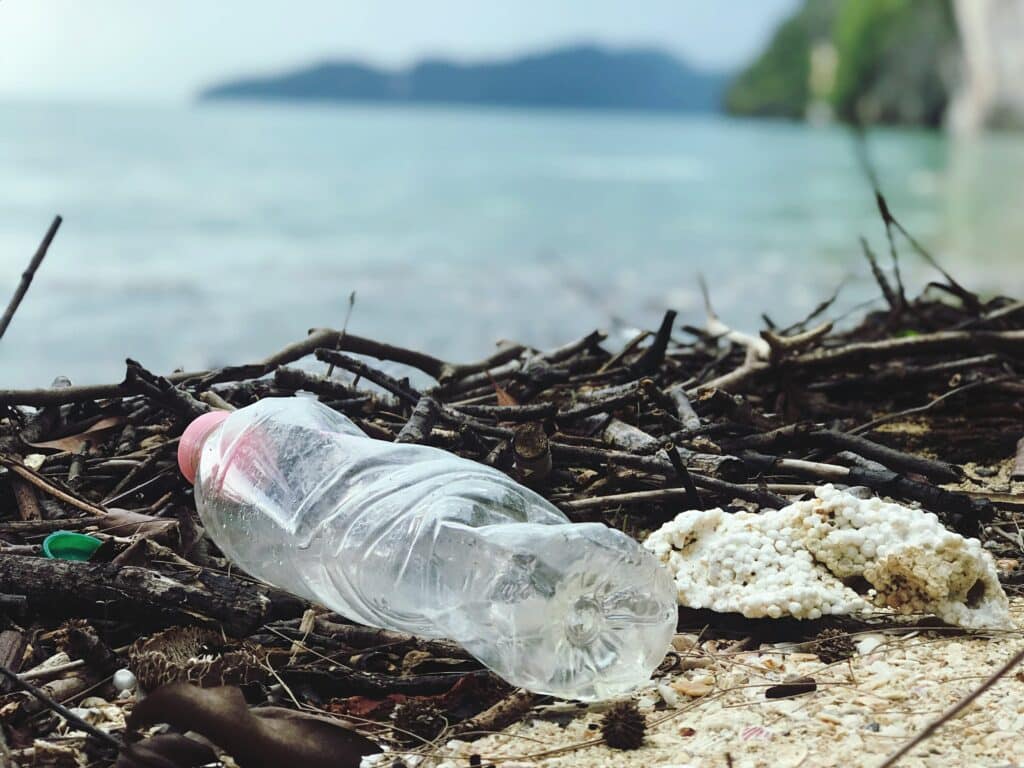 Strenger beleid wegwerpplastic Bonaire