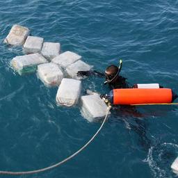 Enorme drugsvangst van 9,7 ton cocaïne in Caribische Zee