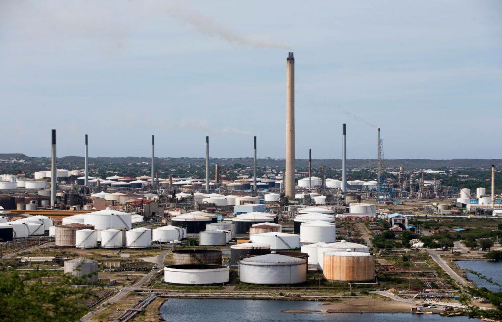 Nog geen reactie overheid op Porto Kòrsou als potentiële investeerder raffinaderij