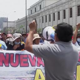 Video | Tegenstanders Peruaanse president protesteren in Lima