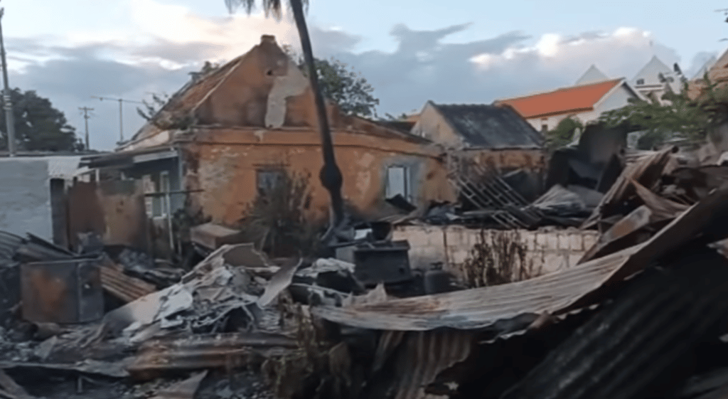 Vier huizen afgebrand in Cocowijk