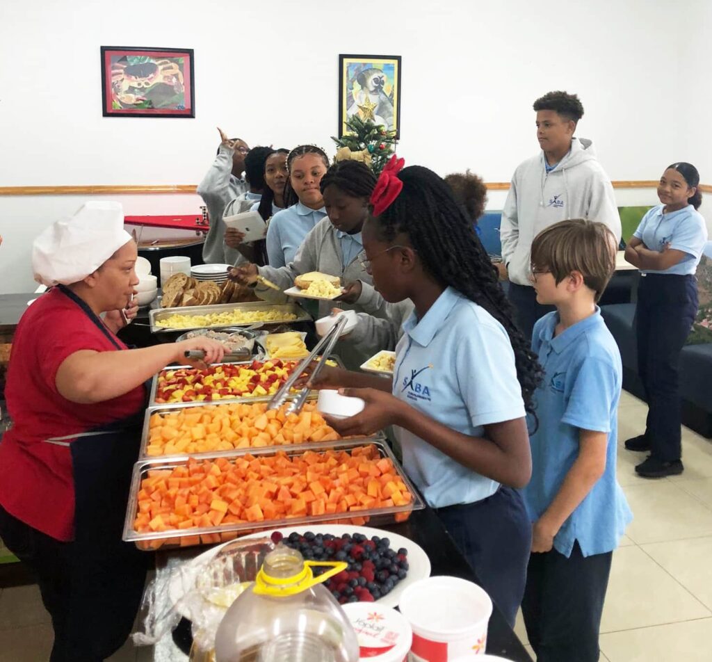 Scholen Saba krijgen geld voor gratis ontbijt