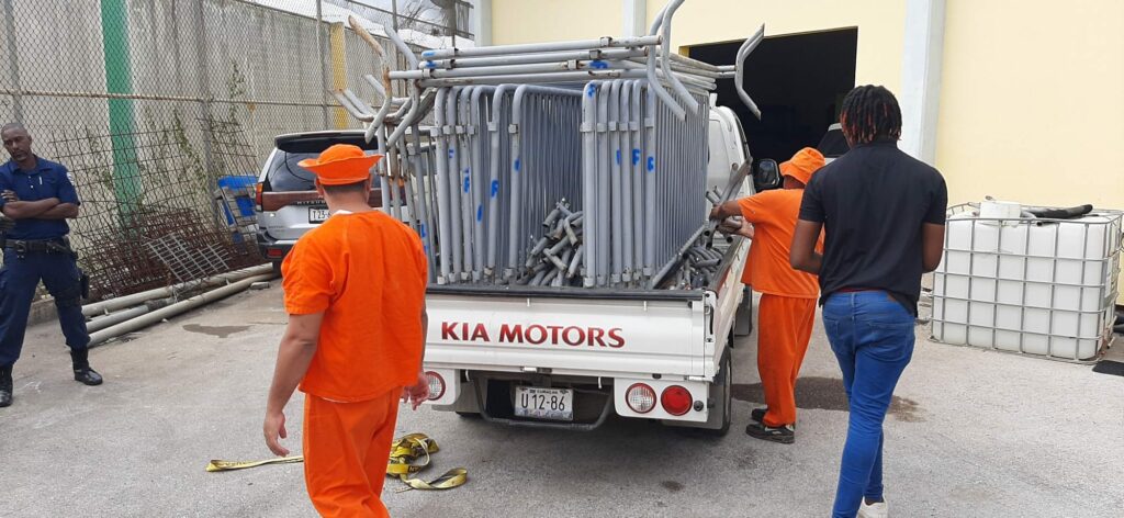 SDKK-gevangenen helpen met voorbereidingen carnaval