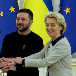 Video | Zelensky vraagt om meer wapens op EU-top in Kyiv