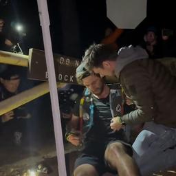 Video | Belg haalt op nippertje finish van ‘zwaarste ultraloop ter wereld’