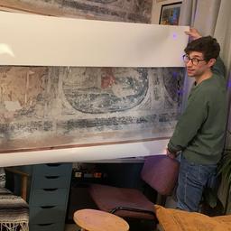 Bijna 400 jaar oude muurschilderingen blootgelegd door keukenrenovatie in York