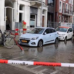 Video | Woningen in Rotterdam staan blank na gesprongen waterleiding