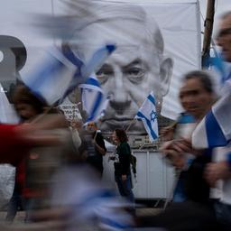 Zet Netanyahu zijn omstreden rechtspraakplannen nog door als Israël platligt?