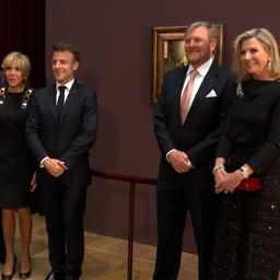Video | Koningspaar, Macron en Rutte krijgen rondleiding in Rijksmuseum