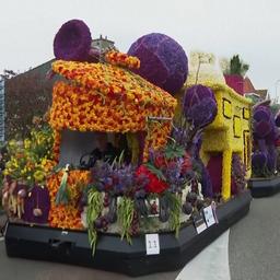 Video | Zo zagen de praalwagens van bloemencorso Bollenstreek eruit