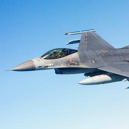 Nederland wil in zomer beginnen met F-16-trainingen voor Oekraïners
