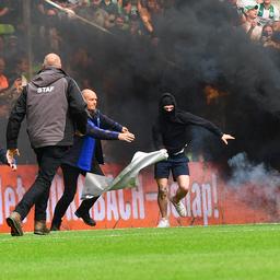 Supporters van FC Groningen bedreigden agenten en hun families
