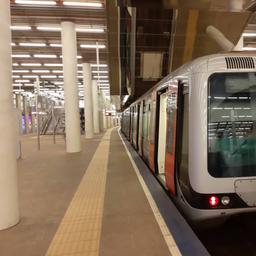 Storing metro’s in Rotterdam opgelost, maar ochtendspits blijft verstoord