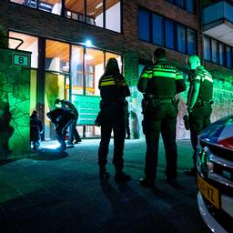Weer twee explosies in Rotterdam, dit keer bij portiek en bedrijfspand