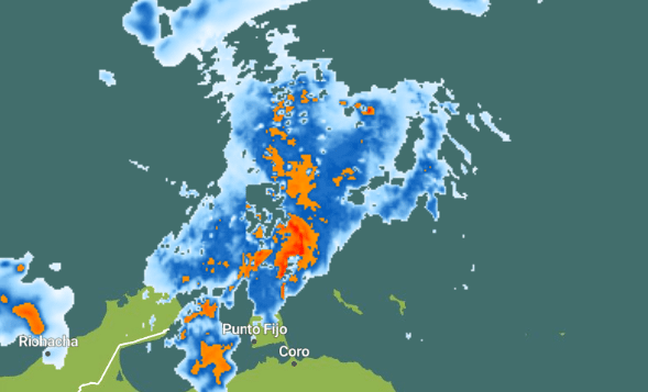 Storm Franklin: Zware regenbuien op Aruba, droog op Curaçao en Bonaire
