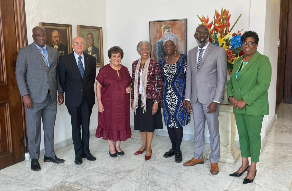Voormalig premiers benoemd tot minister van Staat Curaçao