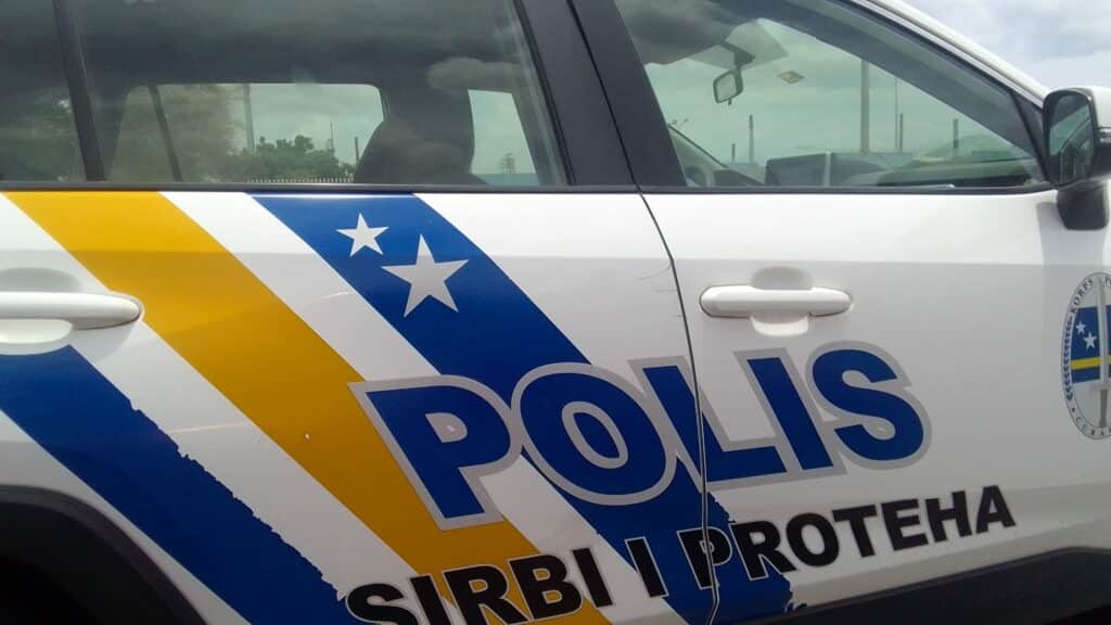 Gestolen auto’s aangetroffen bij Skèrpènè