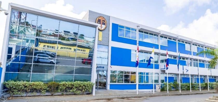 Vijf verdachten op Bonaire aangehouden voor mishandeling en geweld met wapen