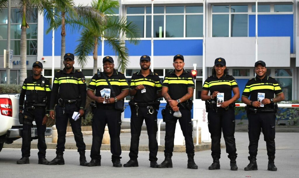 Politie Bonaire luidt jaarwisseling in met positieve boodschap