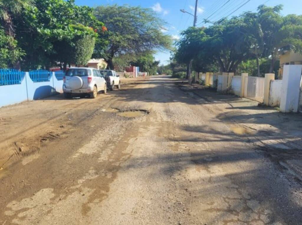 Wegen en groen op Bonaire worden aangepakt