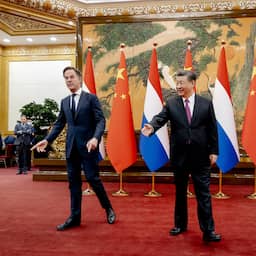 Rutte ziet kansen in handel met China, Xi wijst op Koude Oorlog-mentaliteit