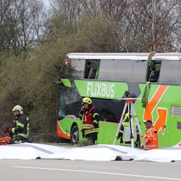 Vijf doden en meerdere gewonden na ongeluk met FlixBus op Duitse snelweg