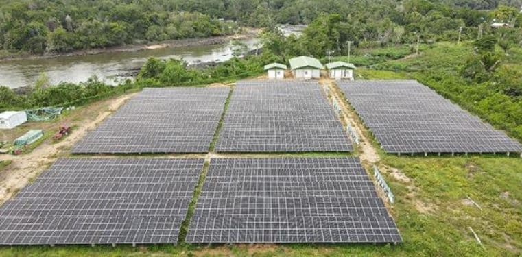 16 dorpen in Suriname krijgen 24 uur per dag stroom