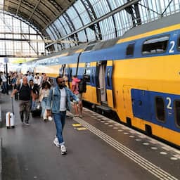 Voor het eerst hele dag geen treinen van en naar Amsterdam CS door werkzaamheden